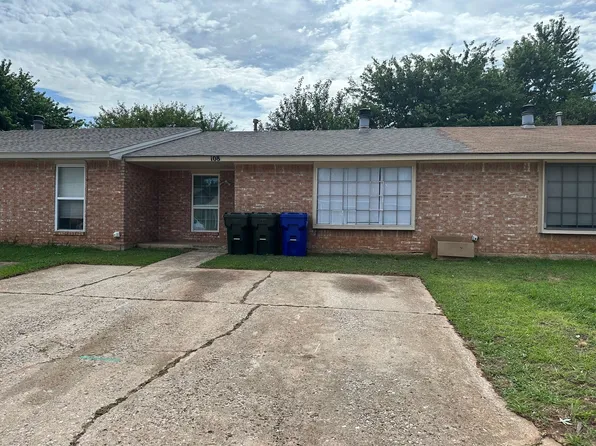 108 Kendra Dr, Midwest City, OK 73110