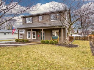 2202 Bluebird Ln, Rolling Meadows, IL 60008