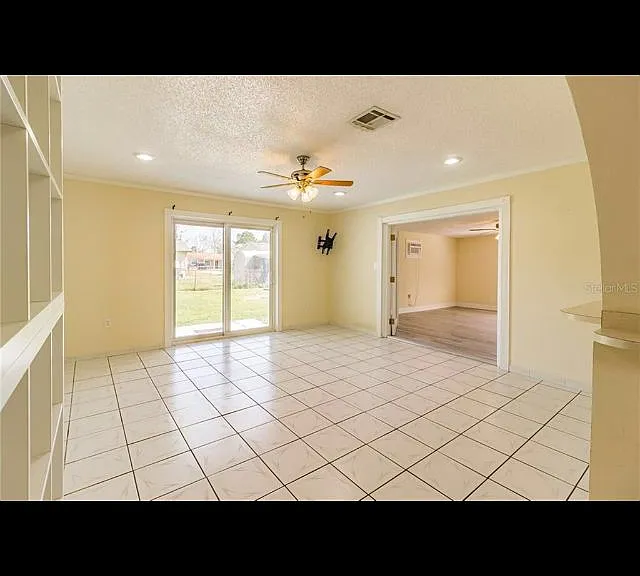 1357 Gelwood Ave #A — Photo 2
