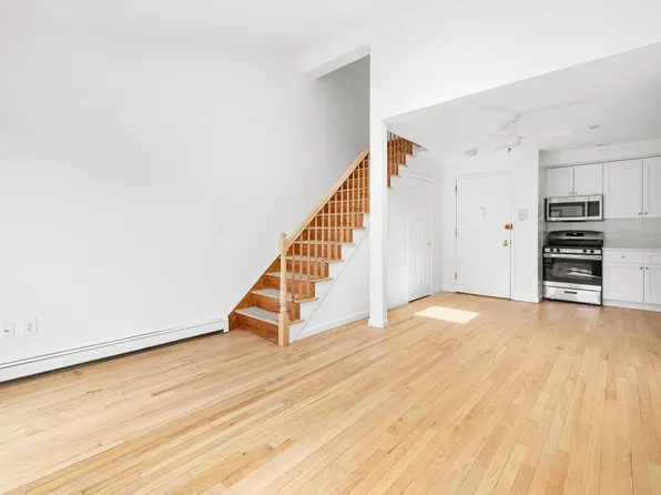 125 Bergen Street image 1 of 15