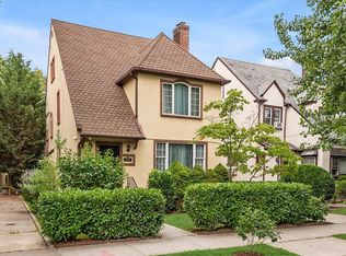 69-20 Kessel St, Forest Hills, NY 11375