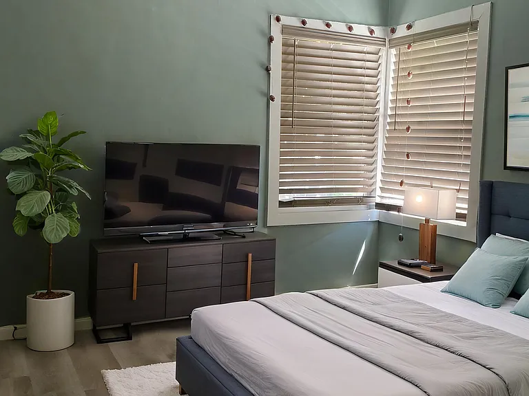 8812 Beverly Rd — Photo 14