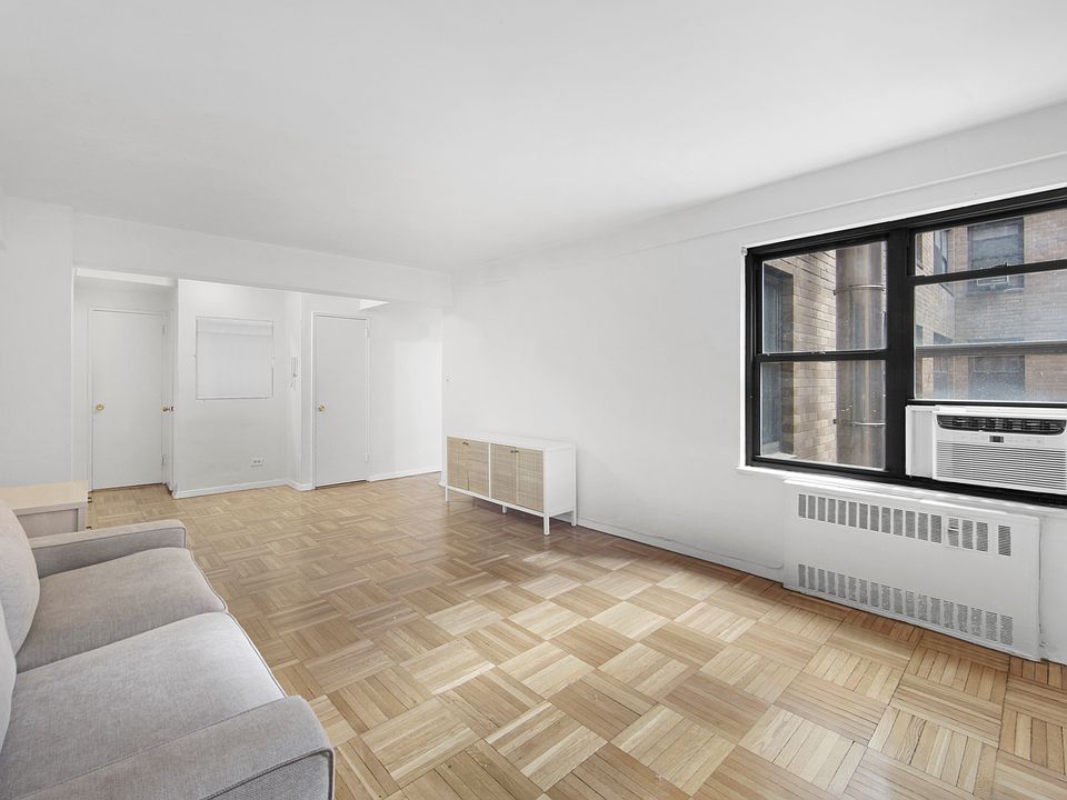 1st image of 140 E 56th St APT 4B