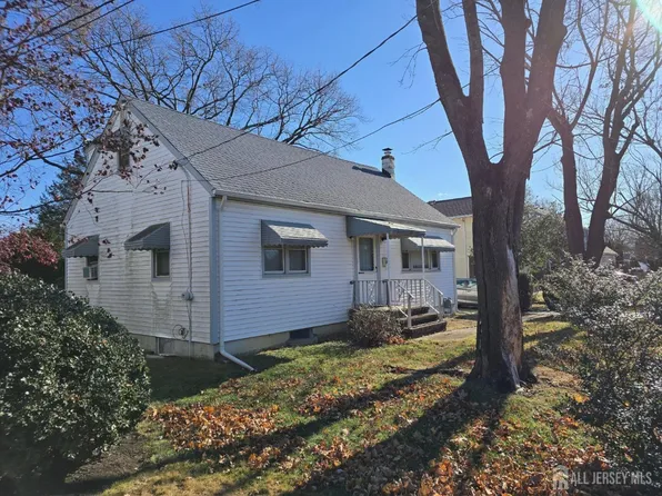 105 Redwood Ave, Edison, NJ 08817
