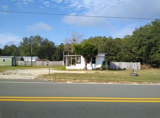 919 Dawn Ave, Interlachen, FL 32148