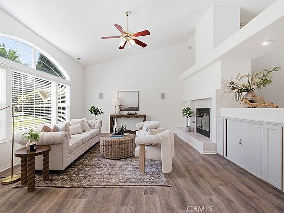 4th image of 358 Picholine Way