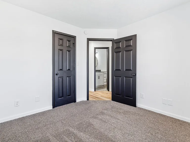 1824 Cottingham Ct — Photo 31