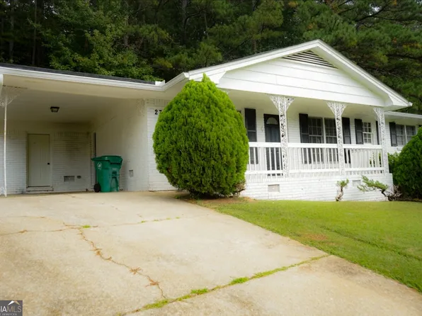 2770 Jaguar Dr, Ellenwood, GA 30294
