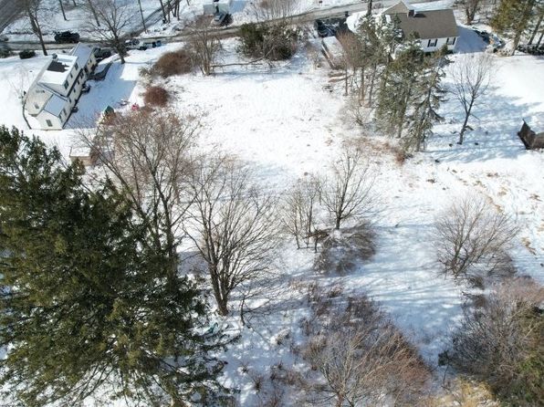 3 Charles Patten Dr, Sterling, MA 01564