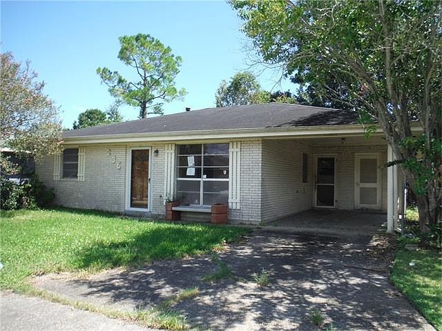 1st image of 236 Leslie St