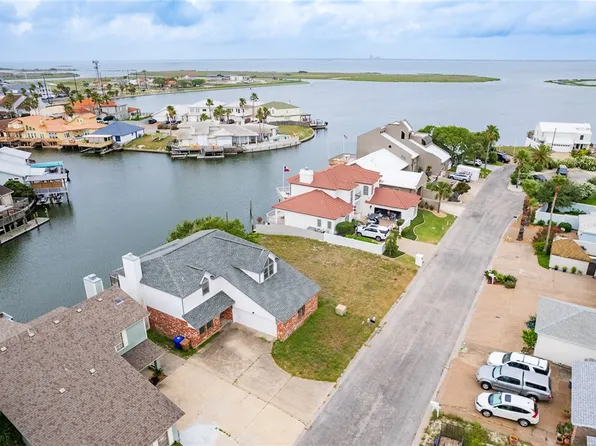 13533 Royal Fifth Ct, Corpus Christi, TX 78418