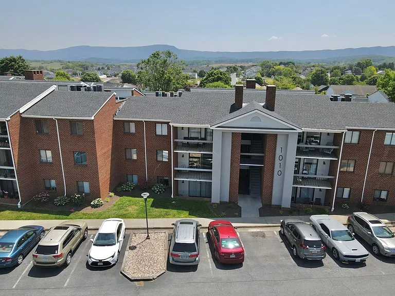 1010-5 Blue Ridge Dr — Photo 3