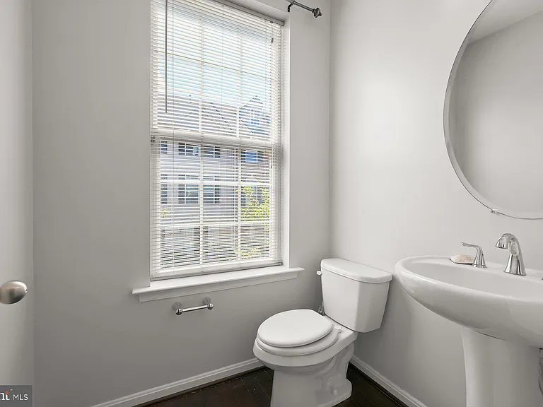 9364 Paragon Way — Photo 17