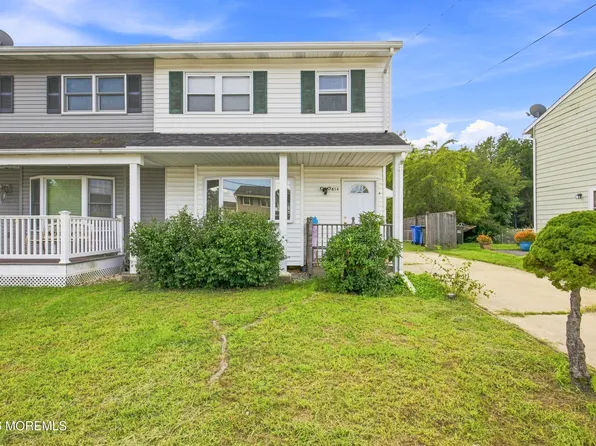 814 Laurel Street, Lakehurst, NJ 08733