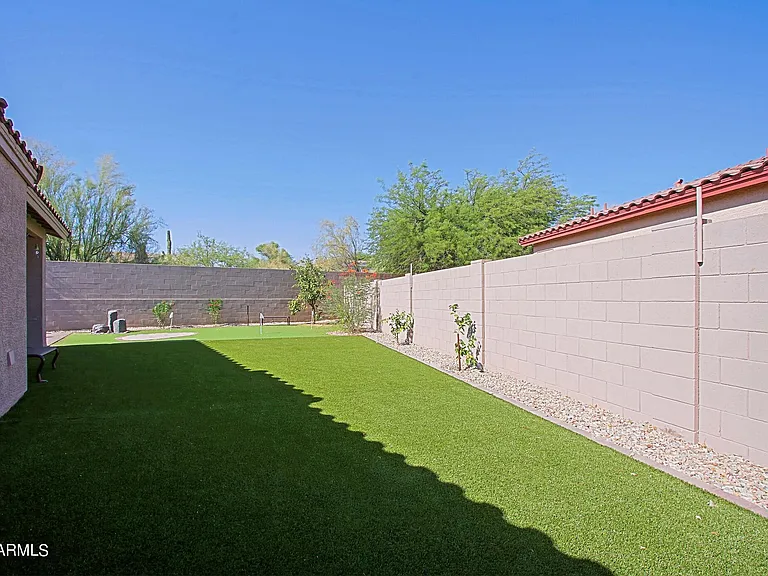 7308 E Whispering Wind Dr — Photo 44