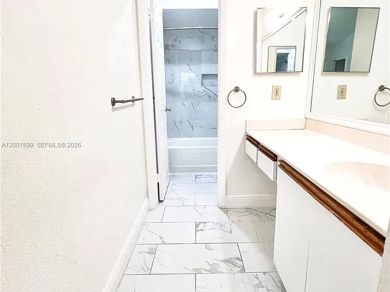 6109 NW 171st St — Photo 14