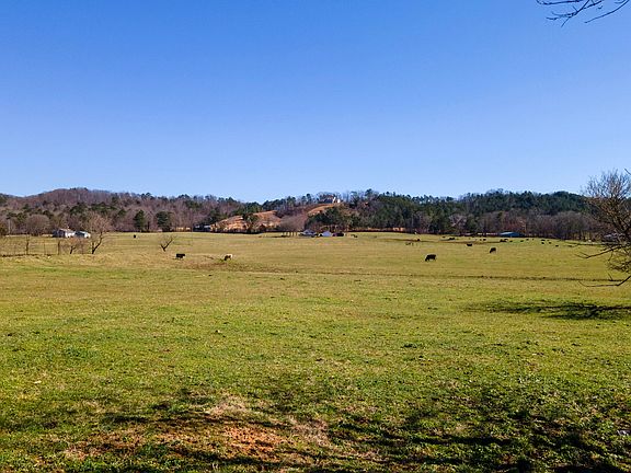 5th image of 100 Gap Springs Rd SE