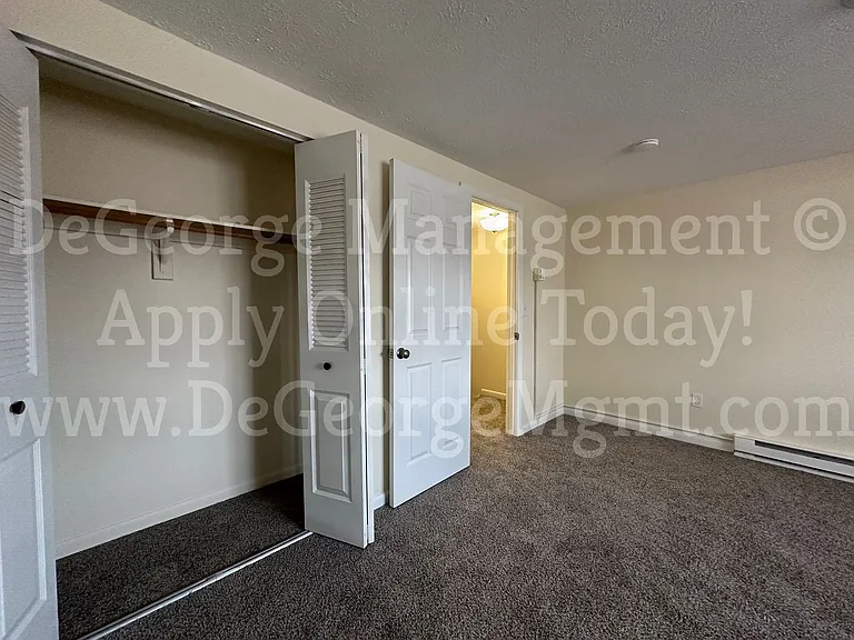 305 1/2 Madison St — Photo 31