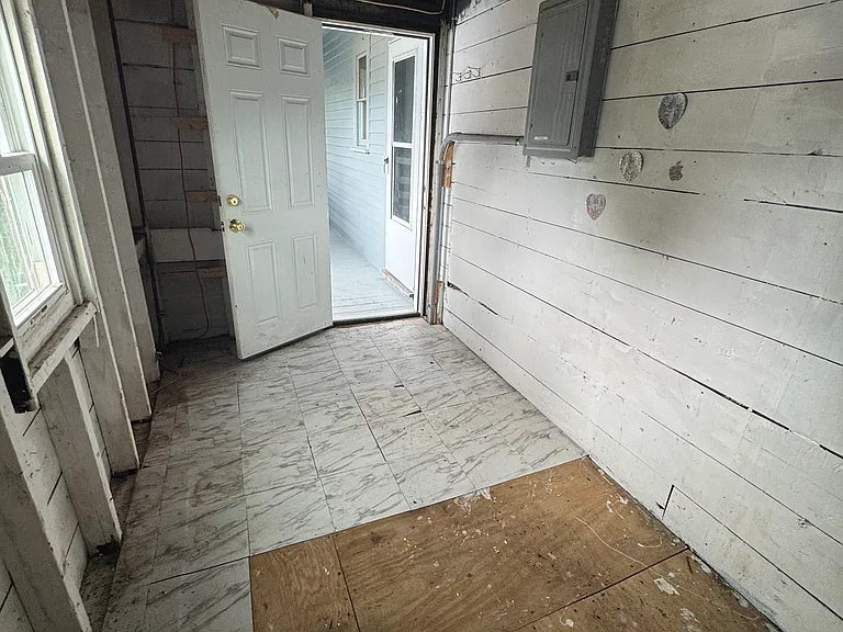 83 Canterbury St #3 — Photo 24