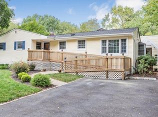 318 Mercer St, Stirling, NJ 07980