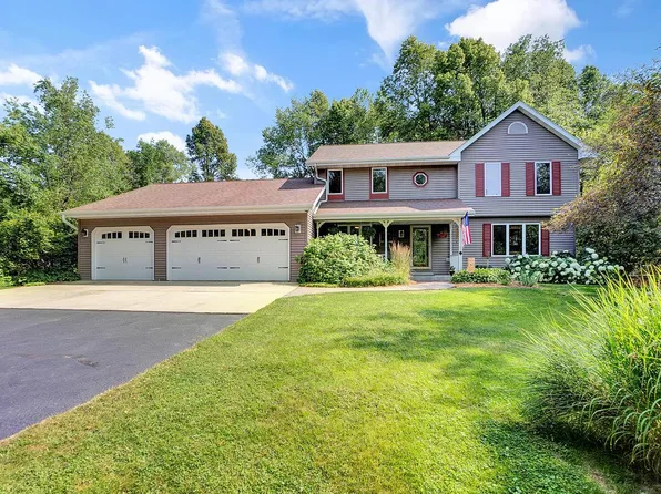 4575 Schuster DRIVE, West Bend, WI 53090