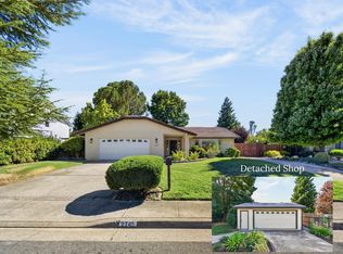 2745 Amethyst Way, Redding, CA 96003
