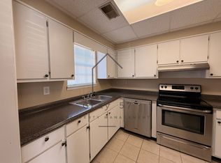 108 Hillsboro Ln, Helena, AL 35080