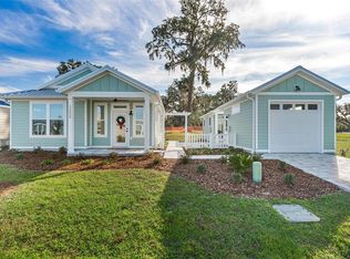12039 Lakeshore Way, Oxford, FL 34484