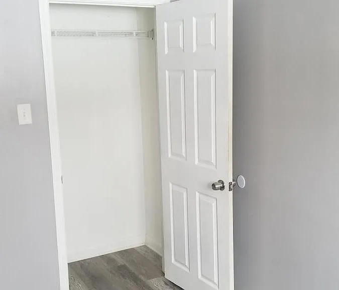 1222 W 108th Pl #HOUSE — Photo 3