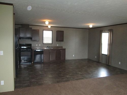 2nd image of 43486 Colonial Dr