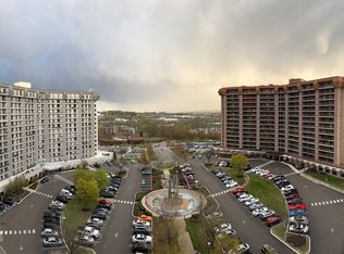21139 Valley Forge Cir #1139, King Of Prussia, PA 19406