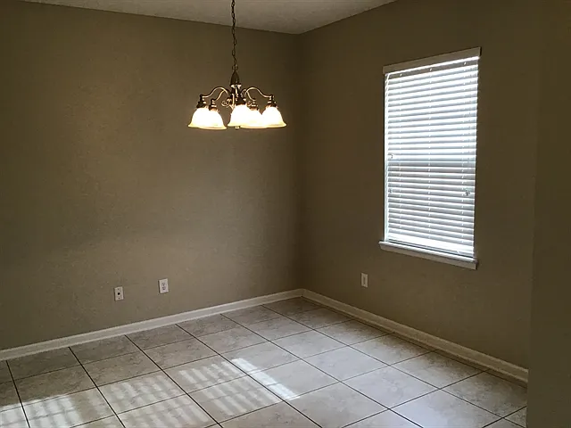 305 Pine Arbor Cir — Photo 6