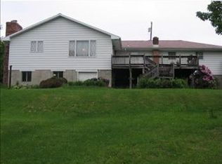 1229 Claridge Elliott Rd, Jeannette, PA 15644