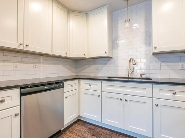 15331 Excelsior Blvd, Minnetonka, MN 55345