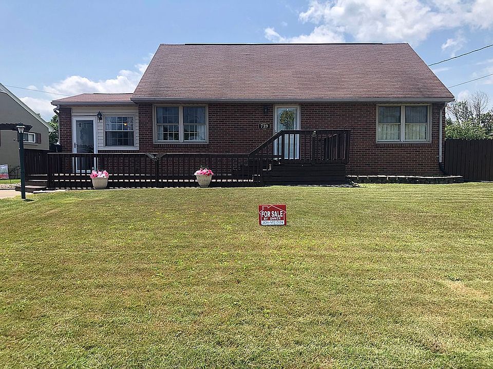 1st image of 739 Boulevard Dr