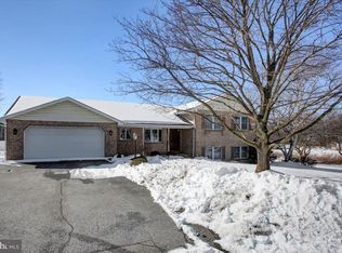 482 Beech Tree St, Shippensburg, PA 17257