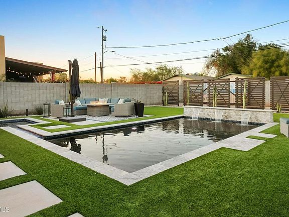 Brand new, high-grade artificial turf with pet protection