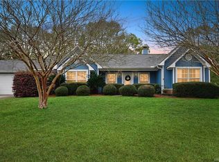 206 Fernway Dr, Enterprise, AL 36330