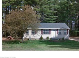 31 Village Ln, Oxford, ME 04270