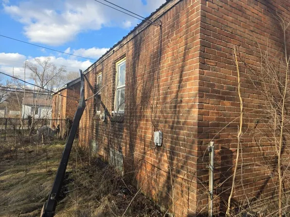 14677 Cloverlawn St, Detroit, MI 48238