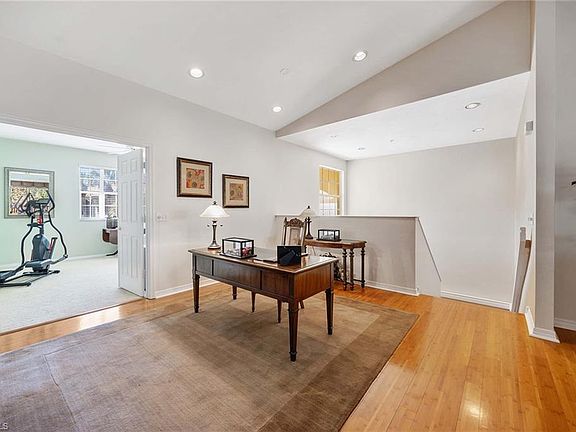 3rd image of 24410 Reserve CT #202