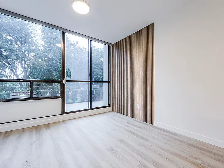 53 Widdicombe Hill Blvd — Photo 20