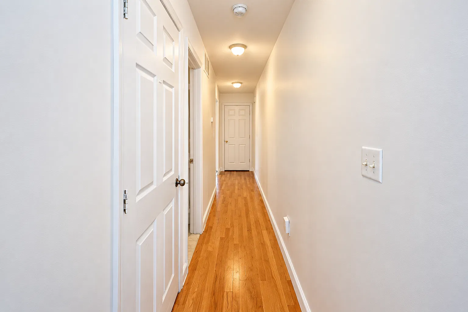 2 bed, $2,100 — Photo 4