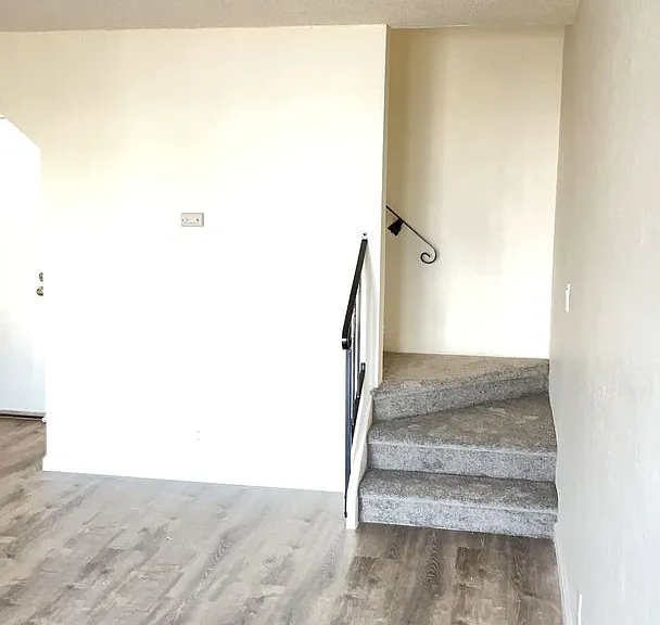 537 Nevin Ave — Photo 9