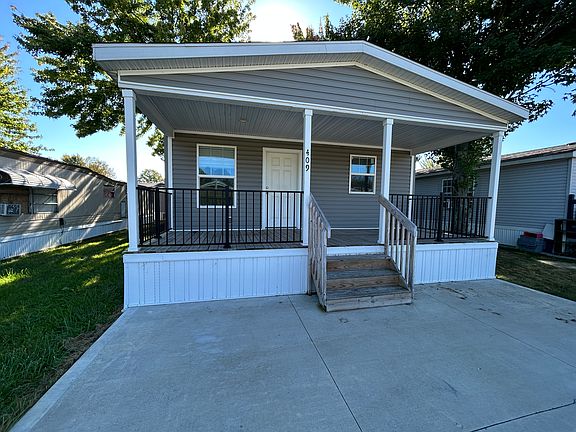 3rd image of 409 Westwoods