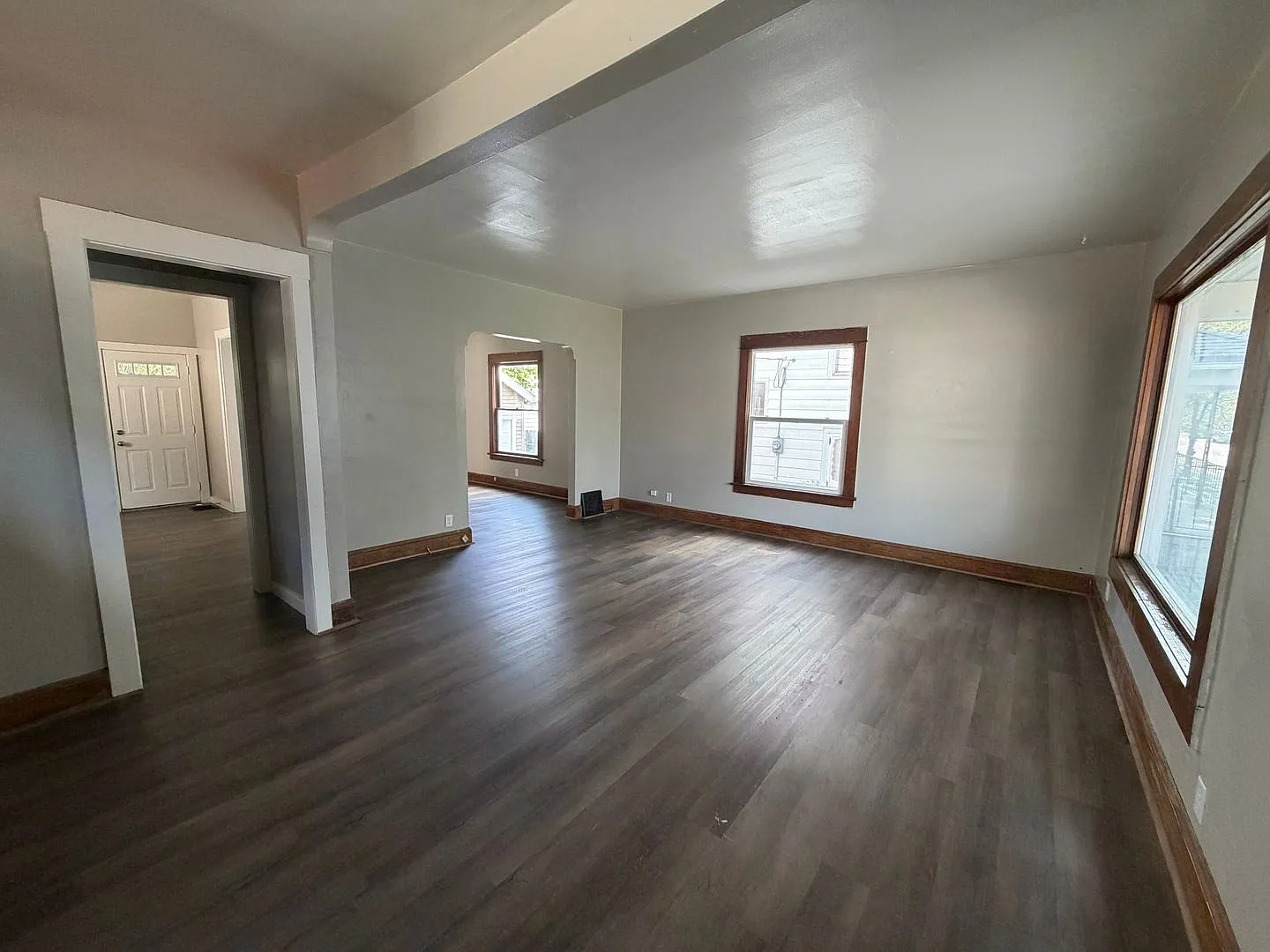 Cozy 3 Bedroom Home for Rent — Photo 3