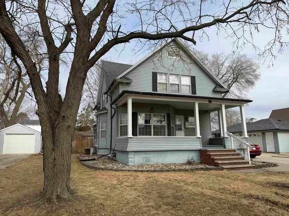 938 6th St, Sibley, IA 51249