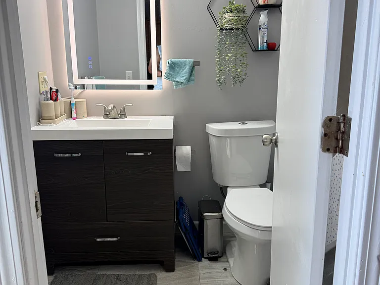 18 Lawton St #2 — Photo 9