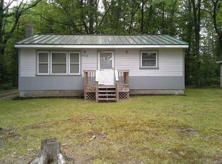 9260 Evergreen Dr, Gladwin, MI 48624