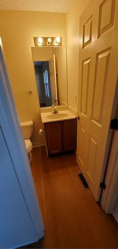 1412 Ritchie Ct Photo 1